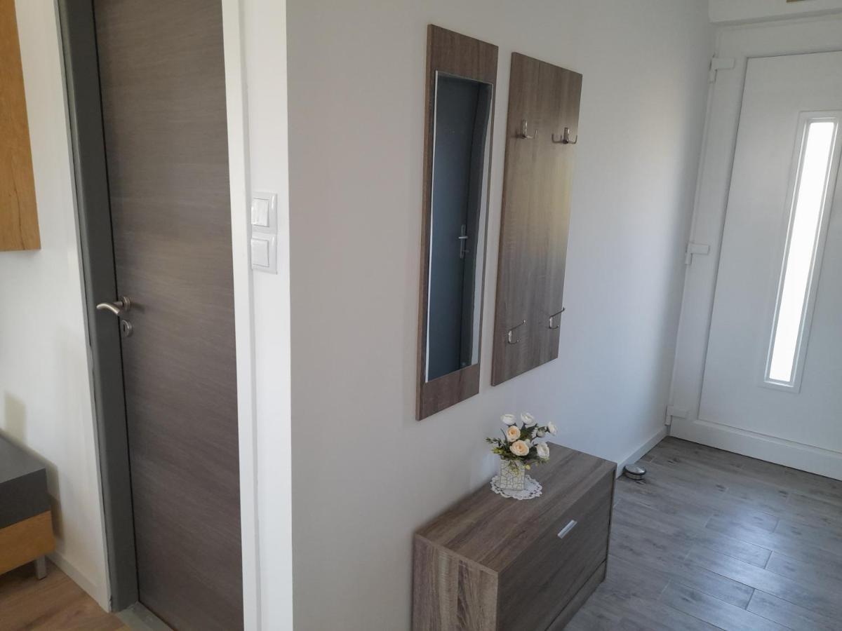 Apartman Prvi Red Do Mora Свети-Филип-и-Яков Экстерьер фото